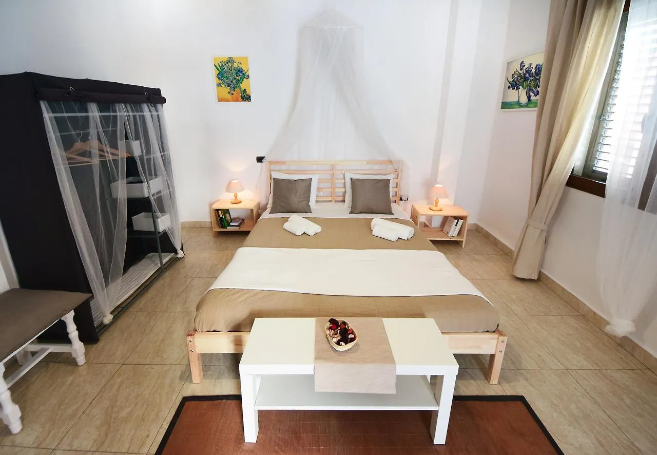 B&B Casa Armonia サンタクルスデテネリフェ